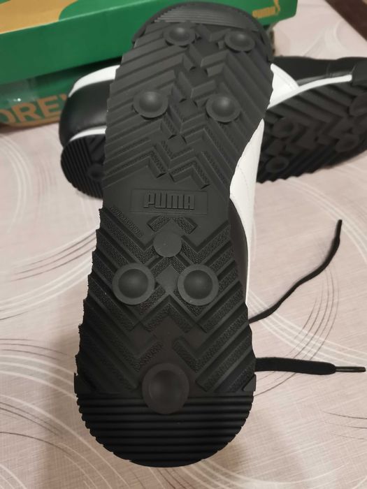 Мъжки кожени маратонки Puma Roma Basic