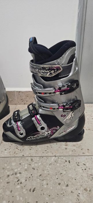 Clapari de skiuri Nordica