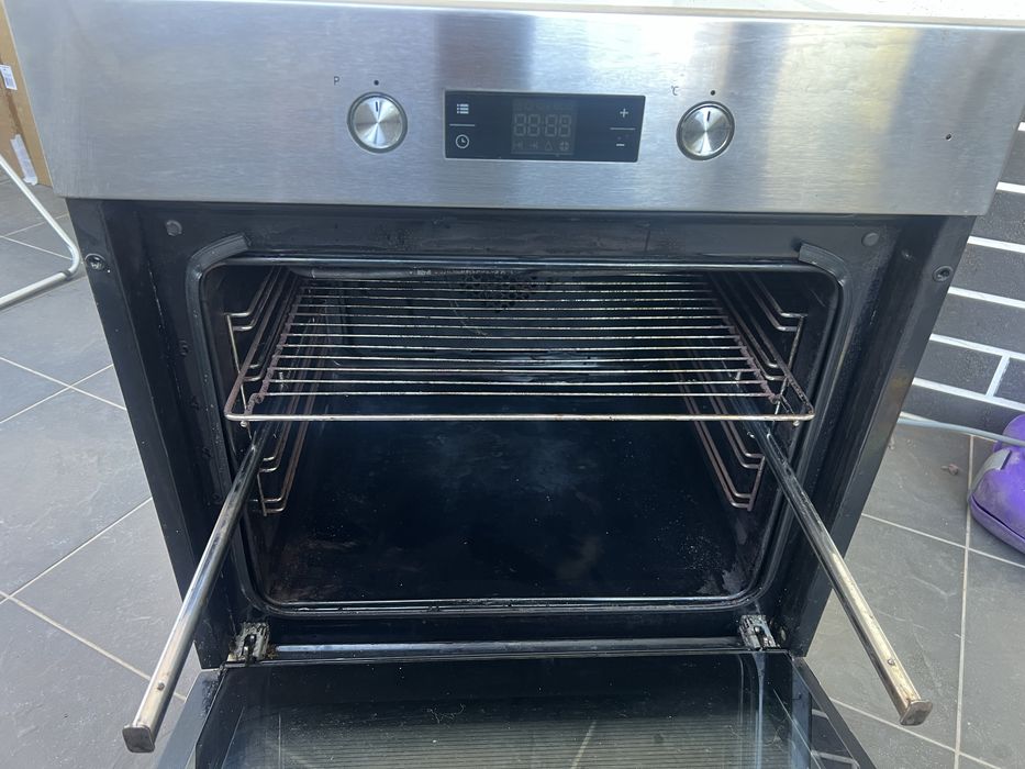 Фурна за вграждане Beko