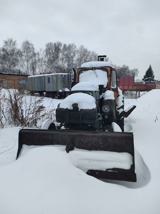 Продам ЮМЗ экскаватор