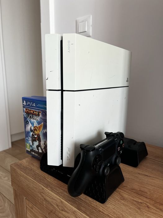 PS4 modat GoldHEN / HEN 12.02 + accesorii