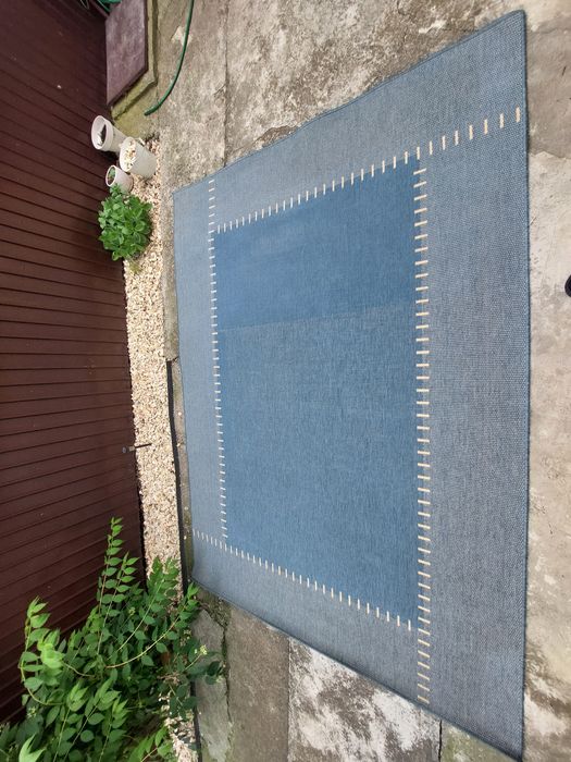 2 covoare latime 200 cm, lungime 285 cm
