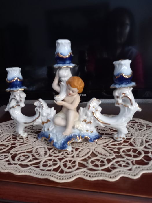 Sfetnic din porțelan