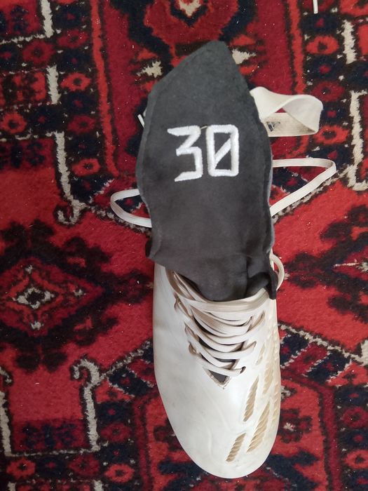 Продам бутсы предаторы