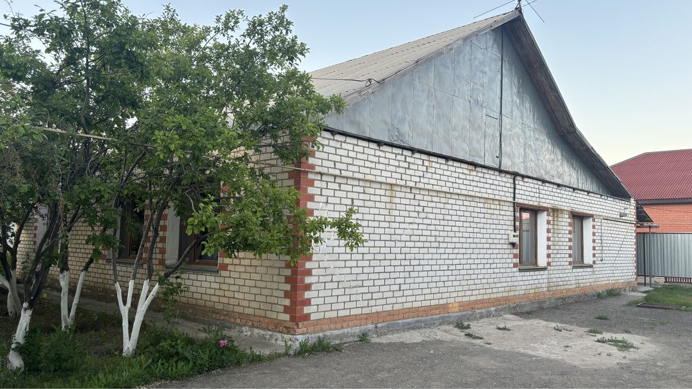 Жер уй сатылады.