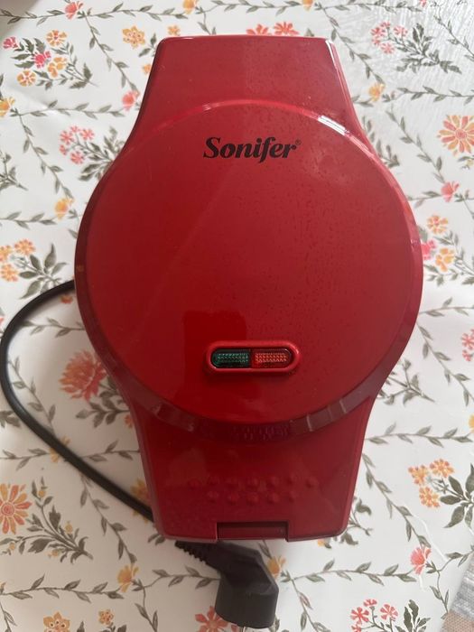 Вафельница Sonifer