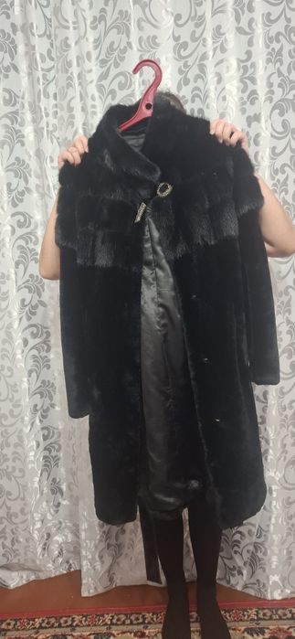 Продам мутоновую шубу