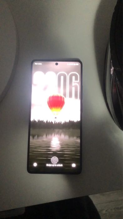 Продаю Poco M6 Pro