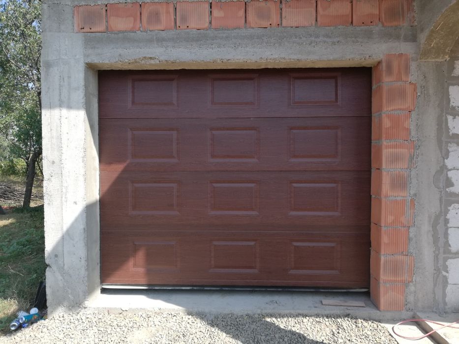 Montator automatizari și uși garj