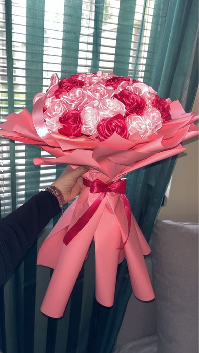 Вечни букети- 41 рози