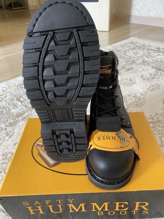 Продается спецобувь