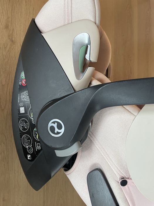Cybex cloud t i-size