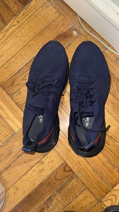 Кеды  и  кроссовки