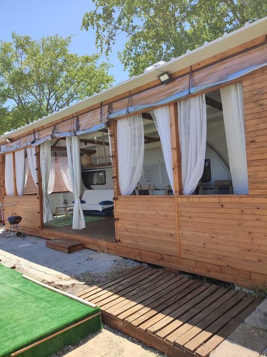 Knaus Sport 650 - Намиращ се на къмпинг Каваци на 40м от плажа