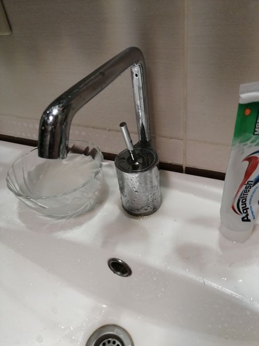 Смеситель бу металлический качественный