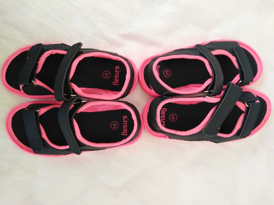 зимни якета,жилетки,суичъри,рокли,блузи,сукмани