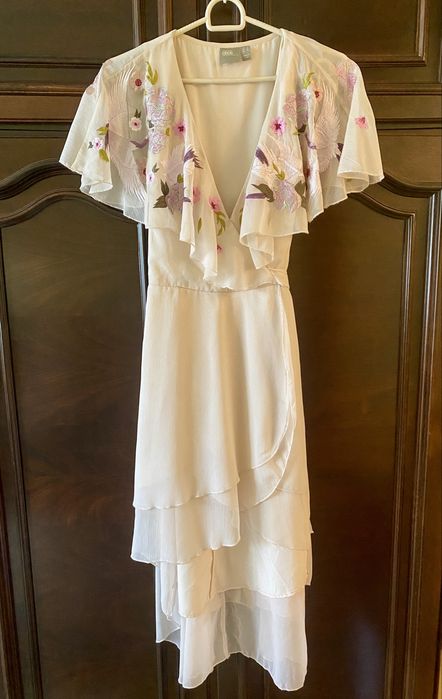 Rochie Asos 38 cu broderie