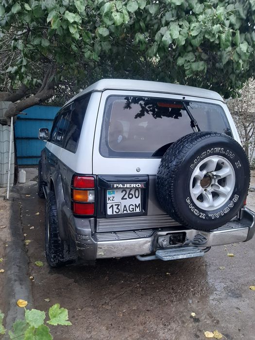 Mitsubishi pajero