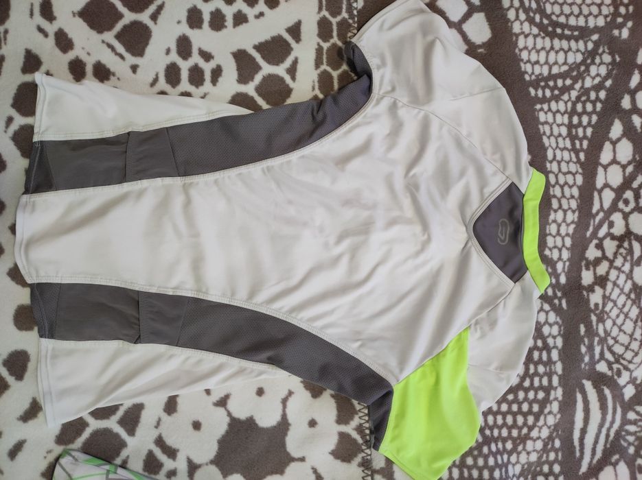 Спортни фланелки и поли