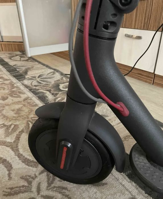 Электро самокат xiaomi