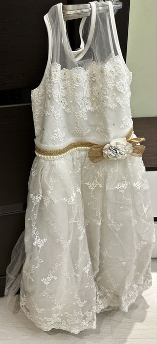 Платье на девочку 7-8 лет