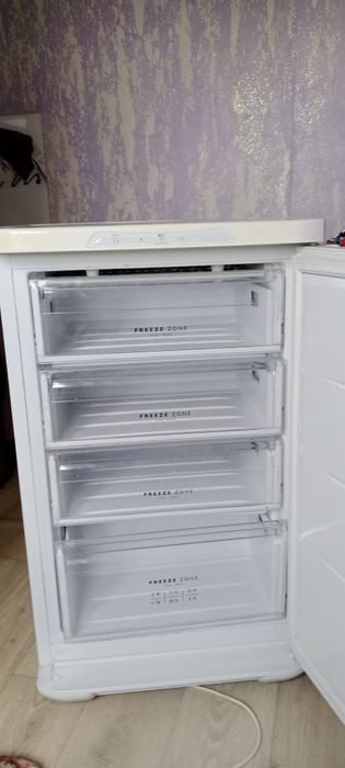 Тип Хозяйка... Бирюса морозильник