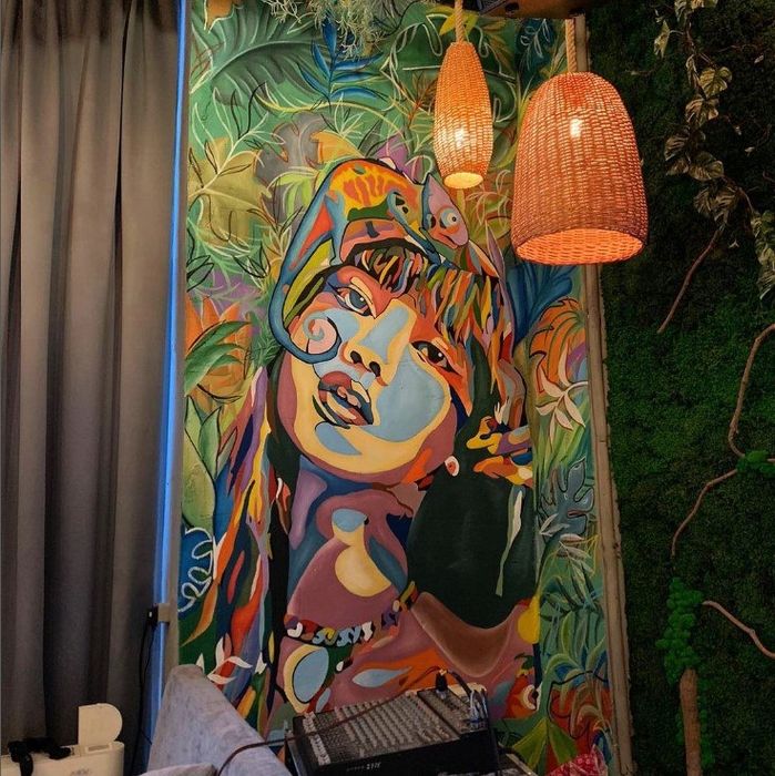 рисунки на окнах/ стенах/ интерьерные картины