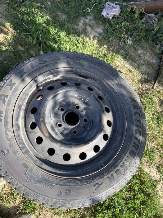 Шины зимнее 215:55:16