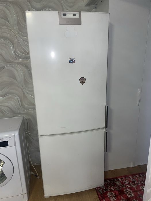 Холодилник Синменс