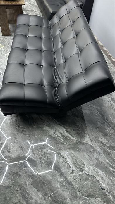 Диван сатылады кара былгары кожа