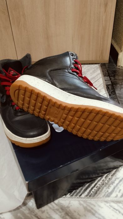 Nike ,fila маратонки