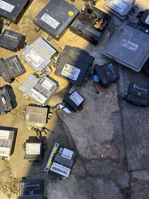 Части от Passat B6 модули,компютри