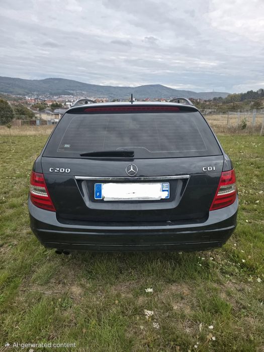 Vând Mercedes c 200