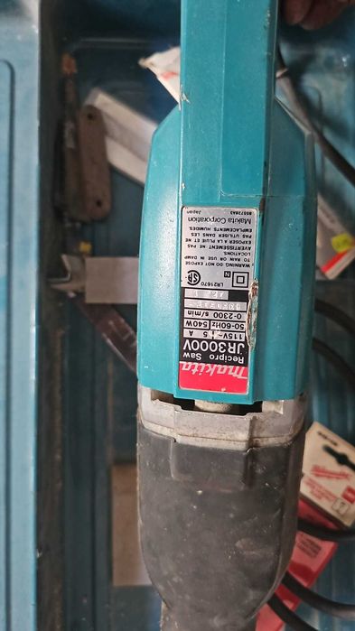 Fierastrau Makita JR3000V cu cablu, viteza variabila