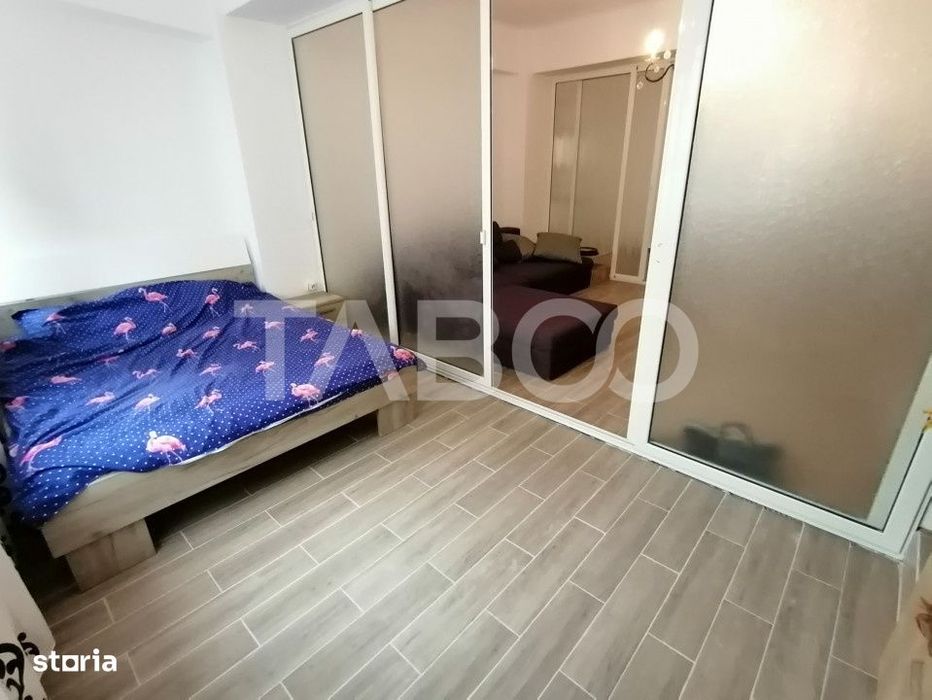 Apartament 3 camere 80 mpu pretabil spatiu comercial zona Strand Sibiu