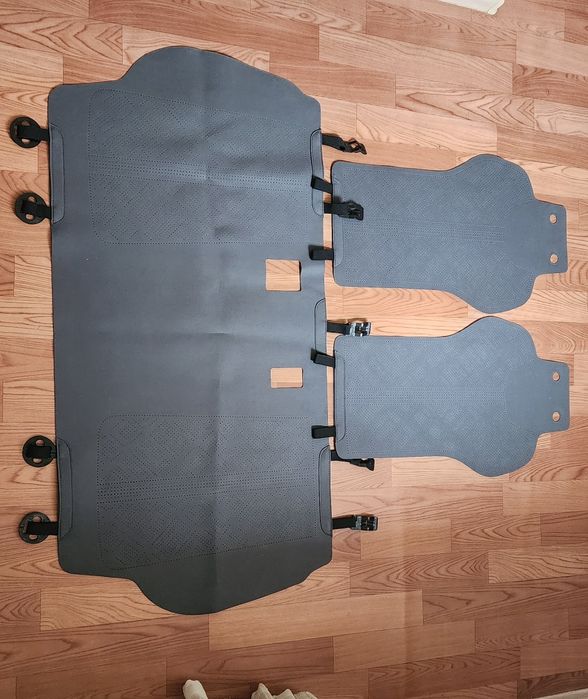 Продам чехлы на Yuan Up