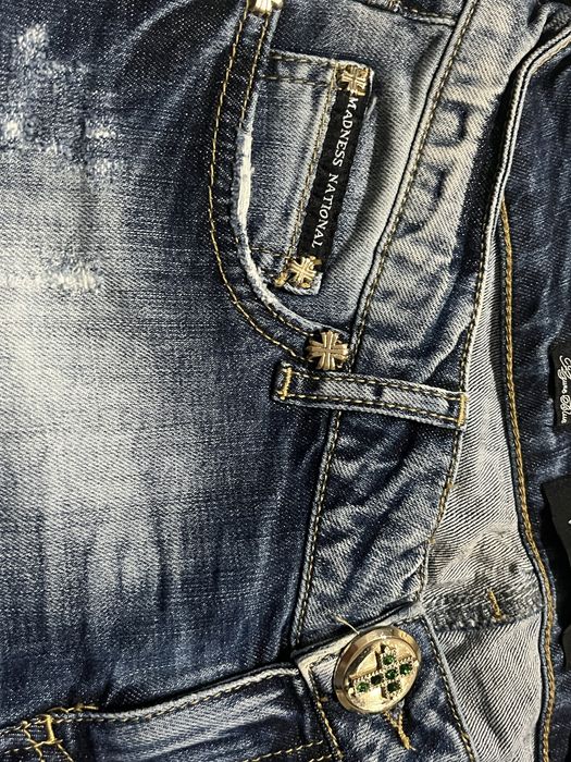 Шорты бренда A.M.N Madness National