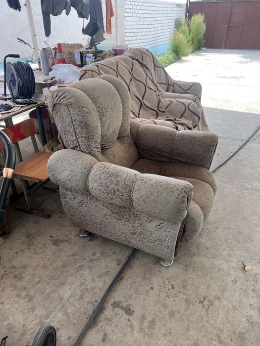 Диван для дома мебель