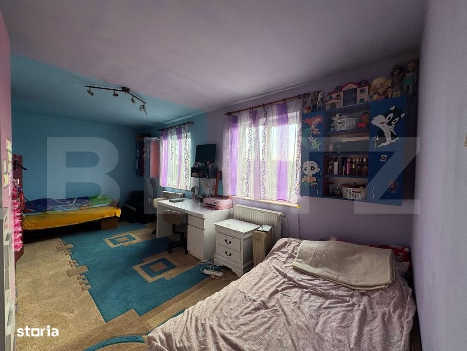 Casa de vanzare, cu 4 camere, 180 mp, in Simeria