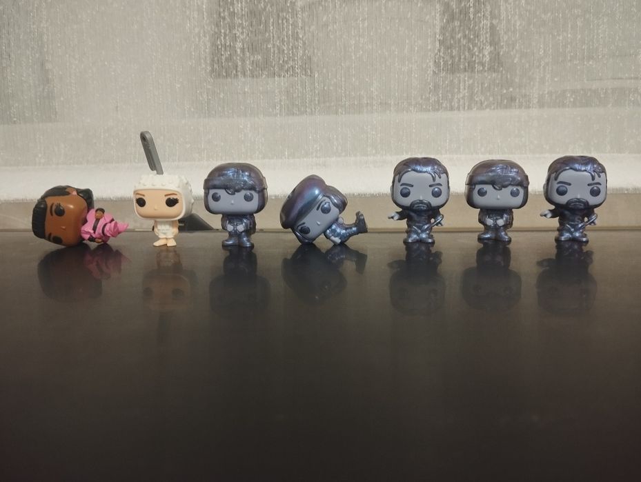 Обмениваю и продаю фигурки осд