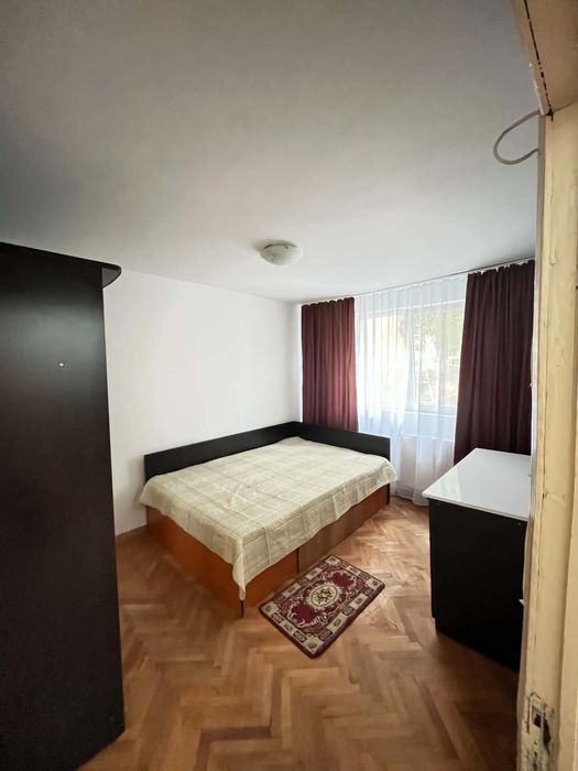 Inchiriez apartament 2camere zona nord