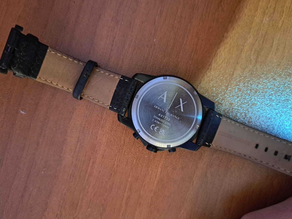 Часовник Armani Exchange-Кожена каишка