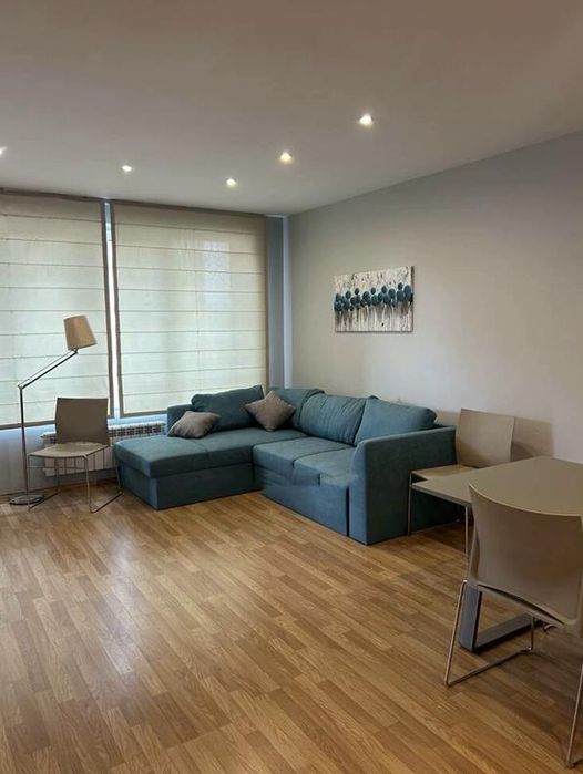 Дава се под наем Тристаен апартамент в София, Студентски град - 106 кв.м за 1000 € - Снимка #1