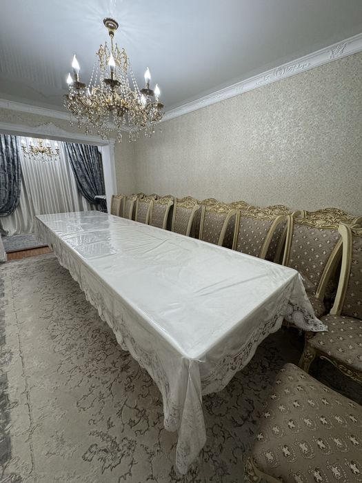 Продается стол 4 метра новый