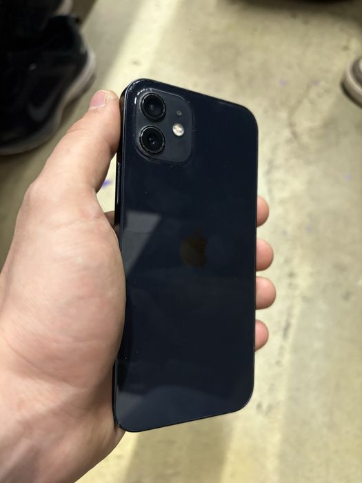 Айфон 12 темно синий