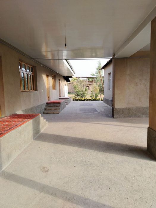 Срочна сотилади уи !