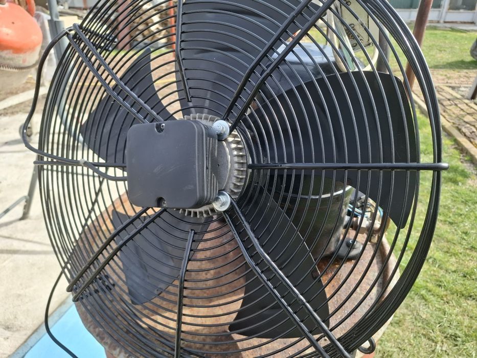 Compresor și ventilator industriale