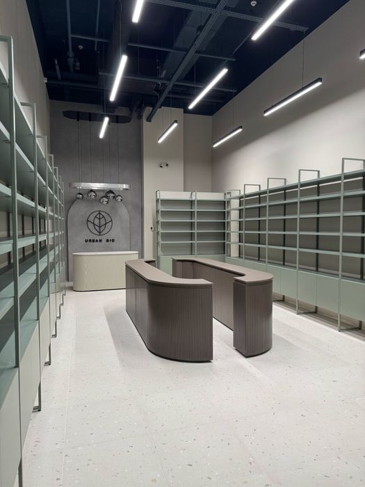 Mobilier comercial premium – stare impecabilă, documentație completă