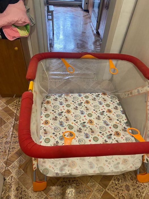 Манеж легкий раскладной