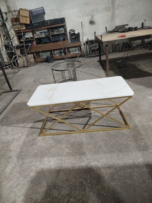 Loft mebel dokon uchun rastalari